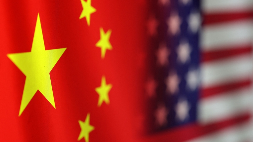 Phản ứng mạnh mẽ của Trung Quốc trước việc Mỹ bán vũ khí cho Đài Loan